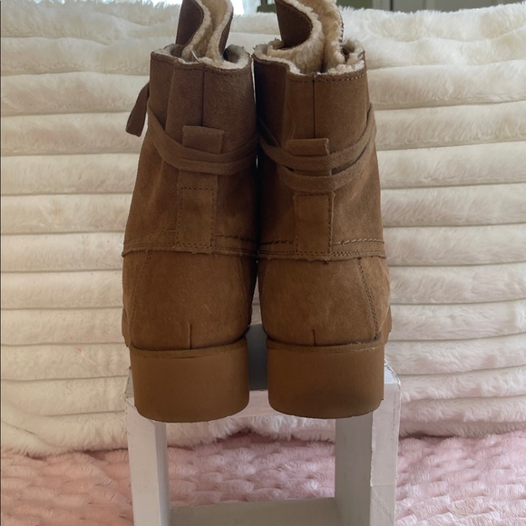 BearPaw Women's Brown Suede Lace Up Boots - Picture 9 of 11